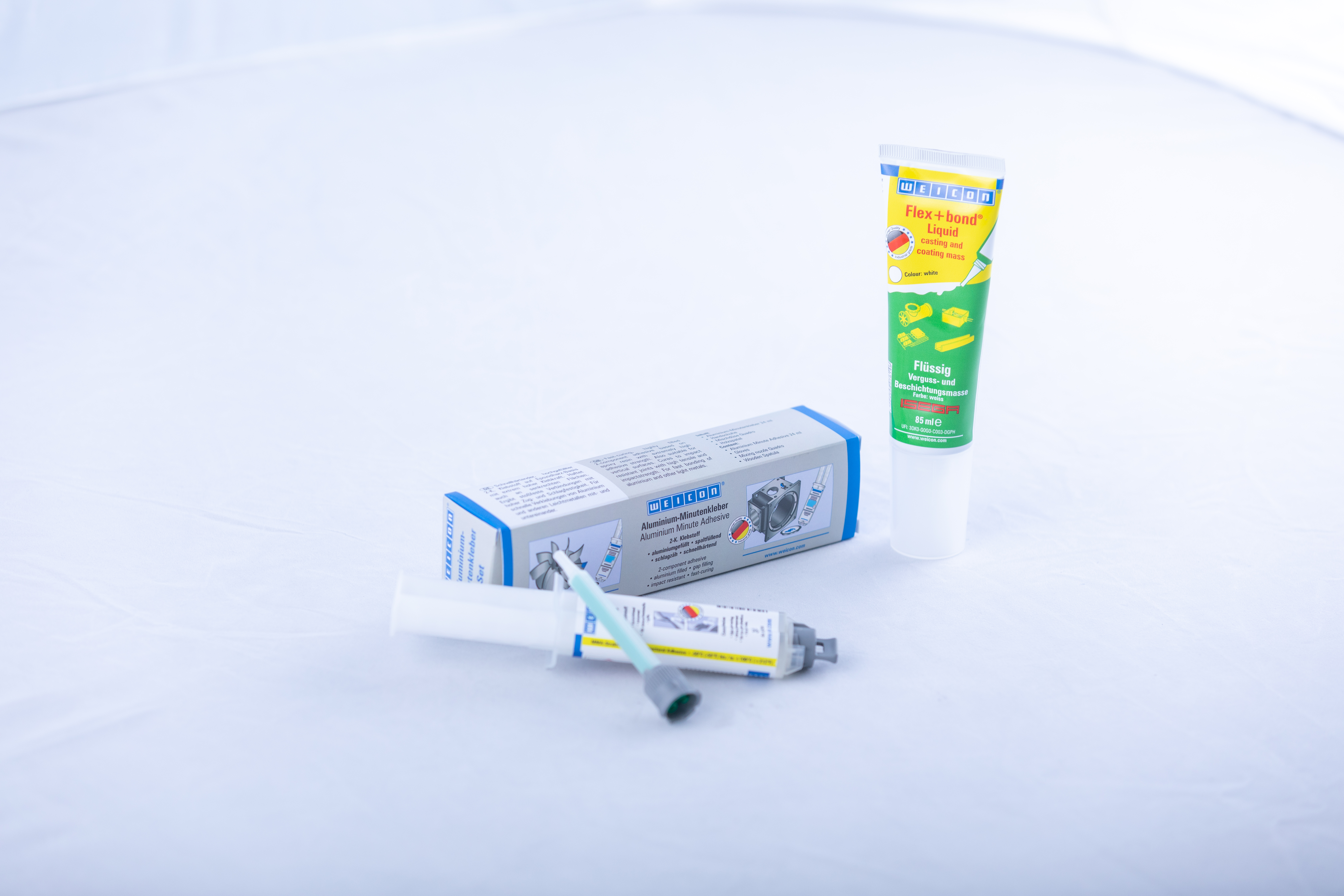 Weicon Produkt übersicht wir sehen drei Produkte von Weicon
